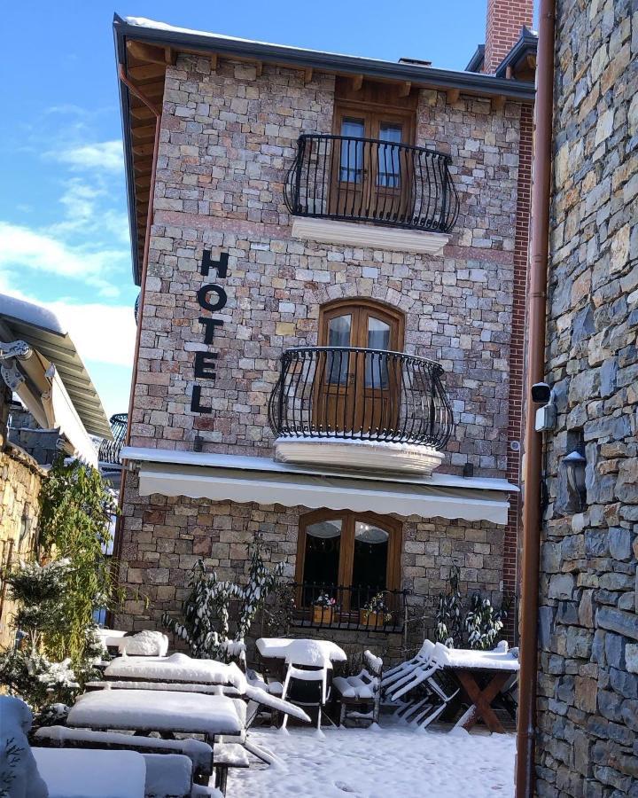 Hotel Ambassador Voskopojë Buitenkant foto